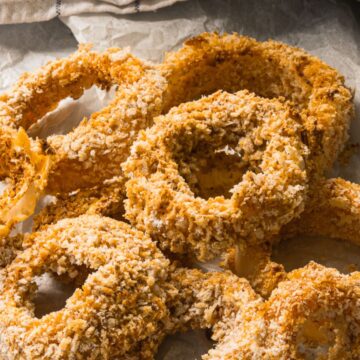 Air Fryer Onion Rings - theairfryingdiva.com