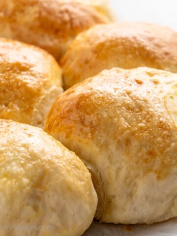 Air Fryer Dinner Rolls