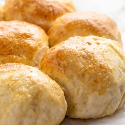 Air Fryer Dinner Rolls