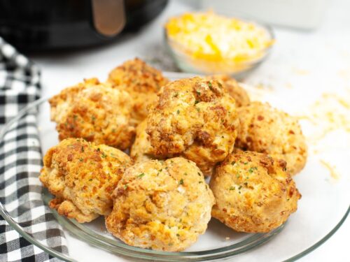 Easy Air Fryer Biscuits- Copycat Red Lobster