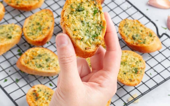Air Fryer Garlic Bread