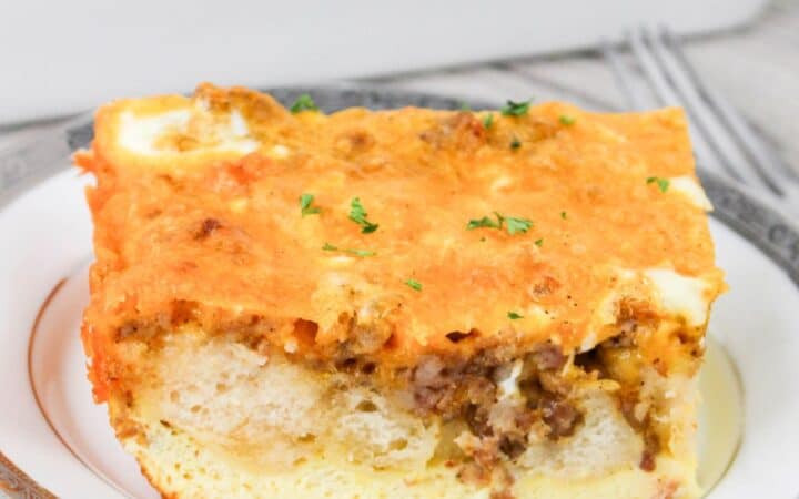 Easy Breakfast Casserole with Biscuits