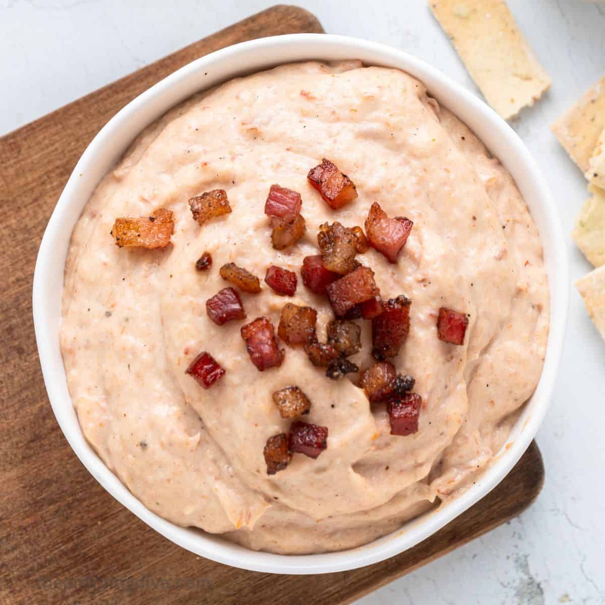Bacon Aioli with Garlic Recipe, a creamy and flavorful mayonnaise that can be enjoyed as a dip, spread, or topping.