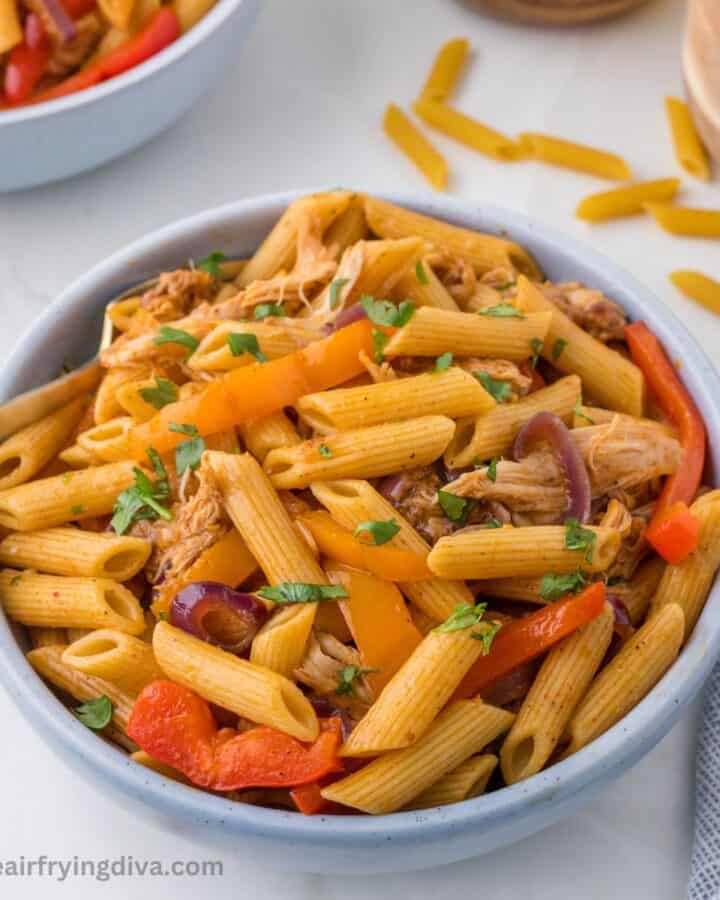 Skillet Chicken Fajita Pasta