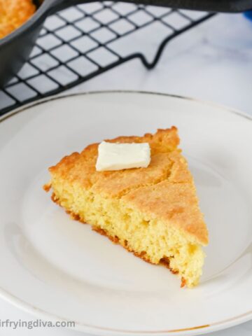 Skillet Southern Cornbread Recipe