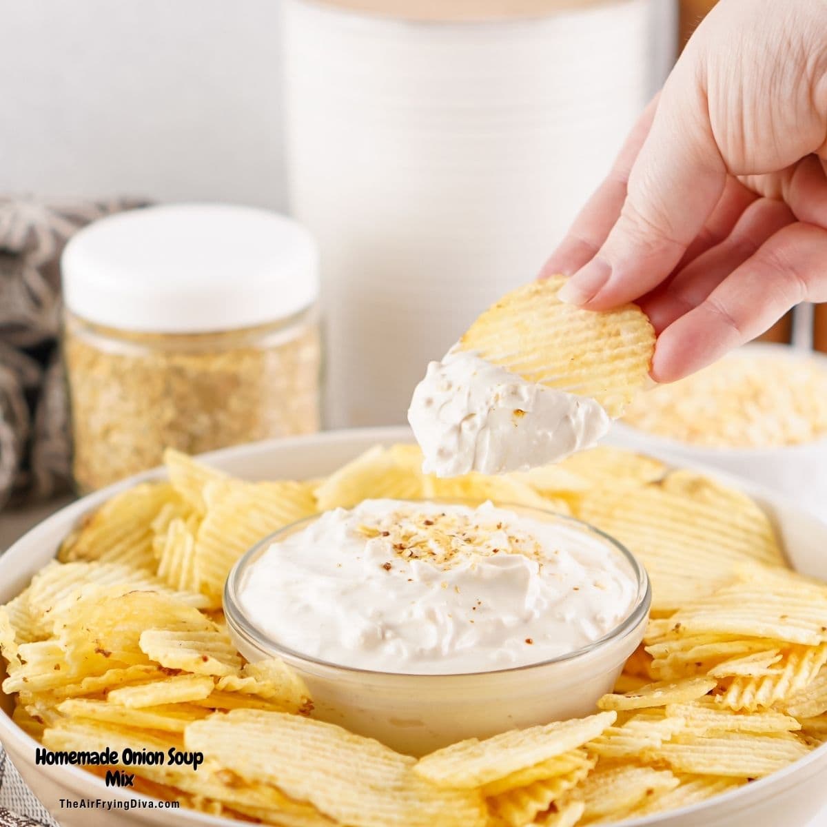 Homemade Onion Soup Mix,made with just five ingredients, this versatile seasoning can be used for a variety of food from soups to dips.