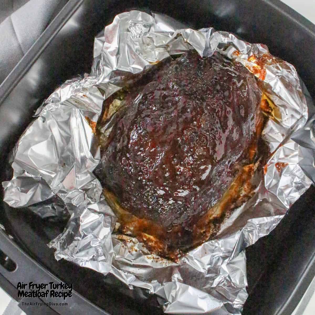 Air Fryer Turkey Meatloaf Recipe, an easy air fried recipe for moist and savory meatloaf made in less than an hour. alt= Air Fryer Turkey Meatloaf Recipe, an easy air fried recipe for moist and savory meatloaf made in less than an hour.
