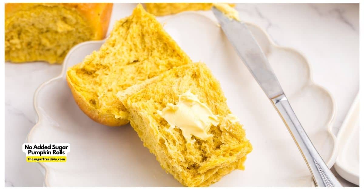 No Added Sugar Pumpkin Dinner Rolls