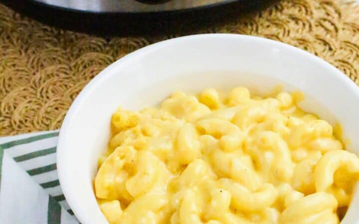 Slow Cooker Velveeta Mac and Cheese