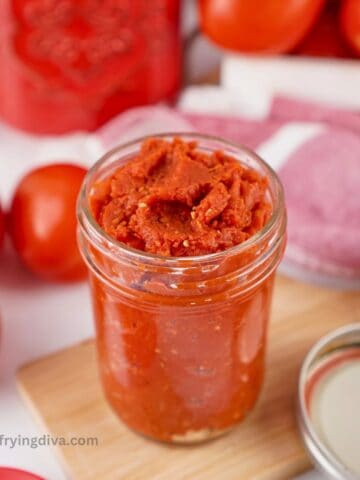 How to Make Tomato Paste from Scratch