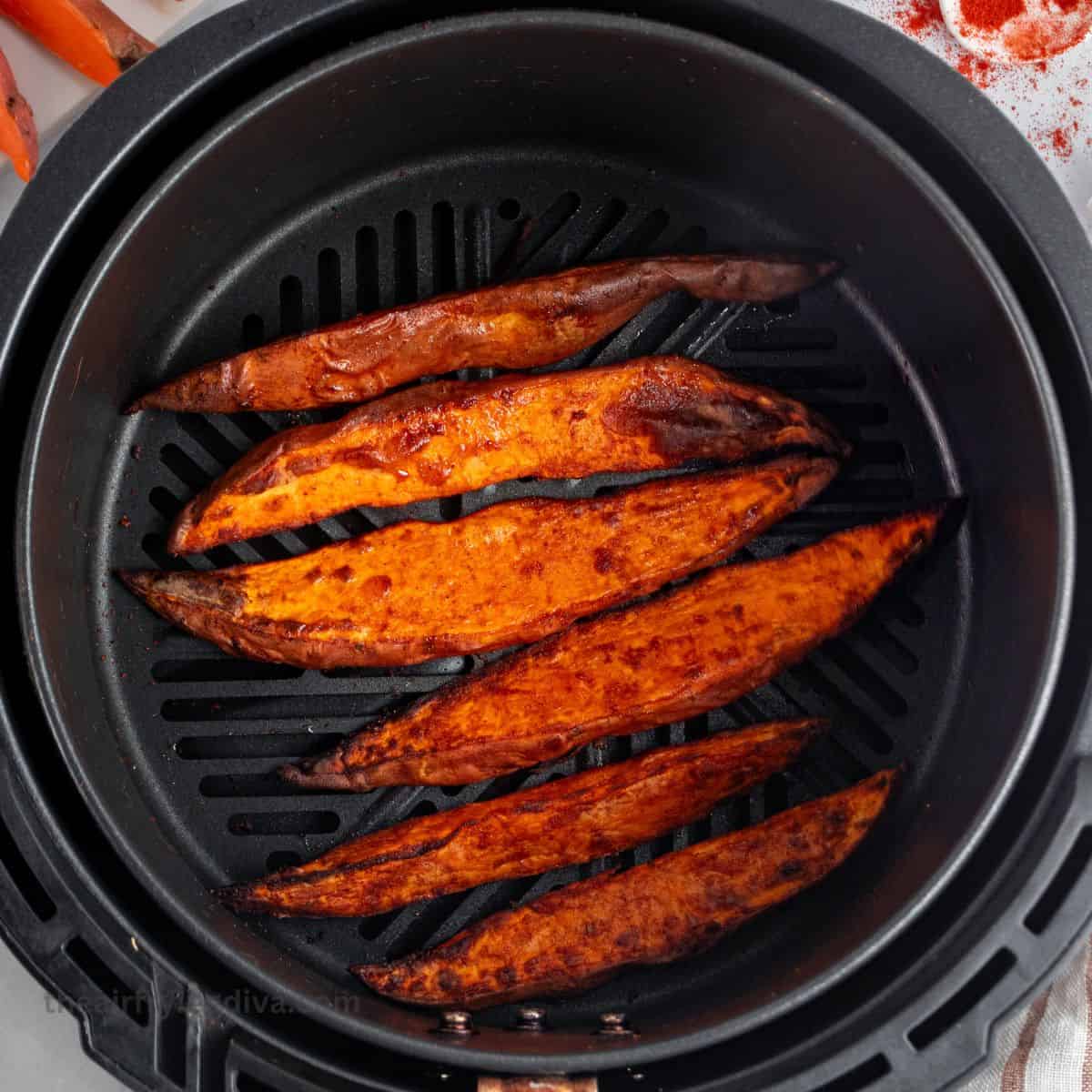 13 Air Fryer Mistakes That Ruin Your Food (And How to Fix Them),Avoid the most common air fryer mistakes with these simple tips and fixes. 13 Air Fryer Mistakes That Ruin Your Food (And How to Fix Them)