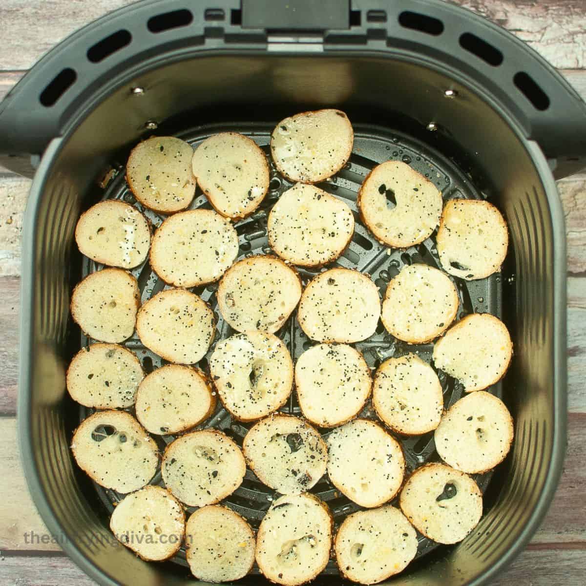 How to Clean and Take Care of Your Air Fryer, maintenance tips to extend its lifespan, and recognize the signs it may be time to replace it. How to Clean and Take Care of Your Air Fryer, maintenance tips to extend its lifespan, and recognize the signs it may be time to replace it.