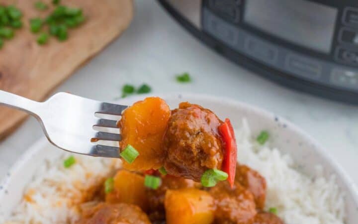 15 Budget-Friendly Slow Cooker Recipes for Families